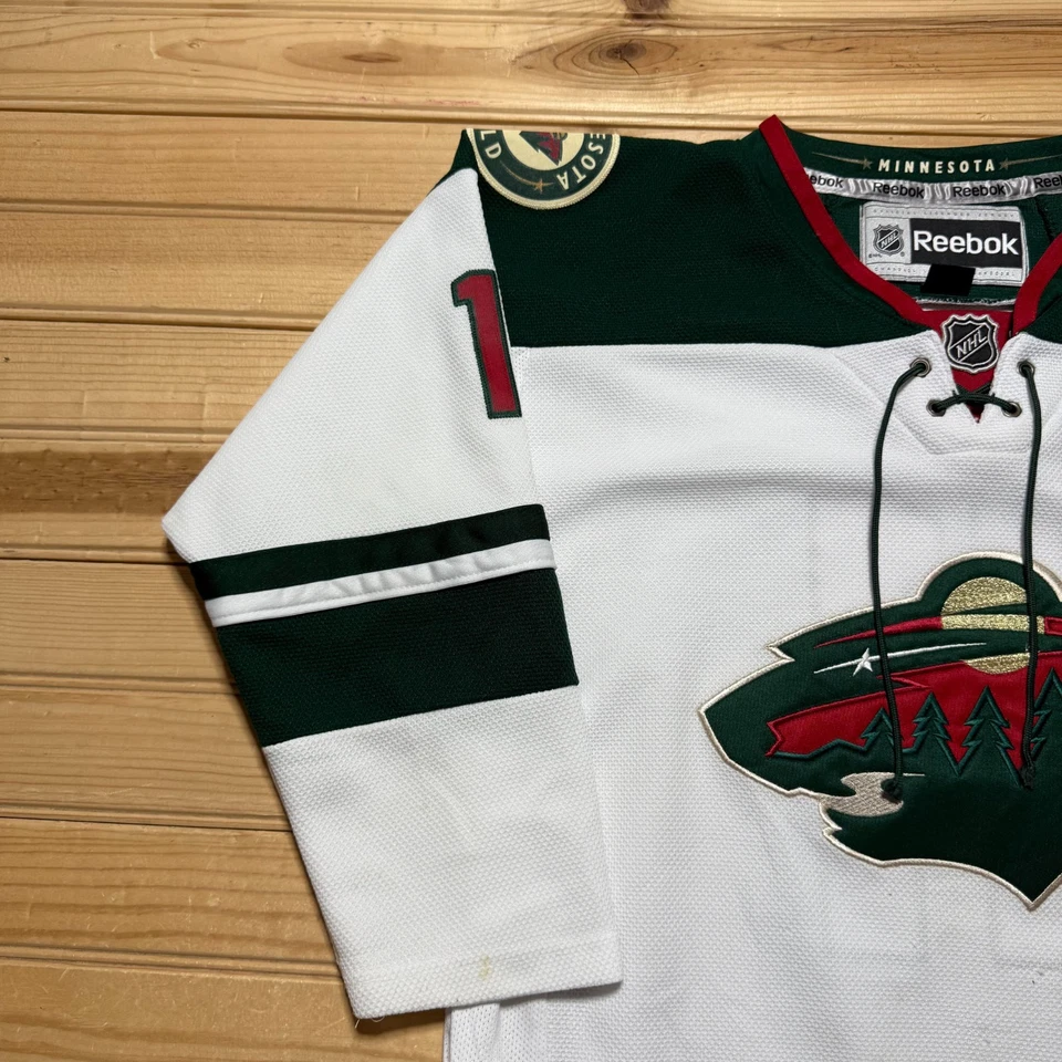 Reebok Zach Parise #11 Minnesota Wild NHL Embroidered Hockey Jersey Youth - L/XL - Image 4 of 4
