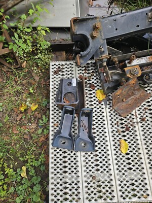 Peterbilt Cabover 362 Shock Mounts