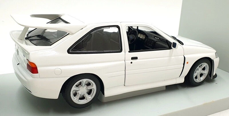 UT Models 1/18 Scale Diecast 180 082103 Ford Escort Cosworth 1992 - White - Image 2 of 4