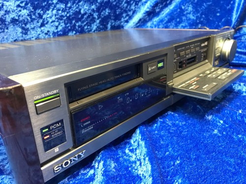 Magnétoscope vidéo8 / HI8 SONY EV-S1000B - Garanti 1AN - Imagen 5 de 6