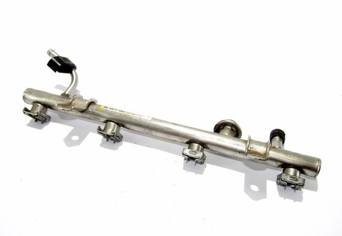 Mercedes B W245 2.0 Benzin Fuel injector rail Kraftstoff Injektor a2660700395