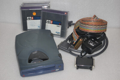Ionega ZIP250 Drive Laufwerk Set + 4x ZIP100 + Tools Disk + SCSI Kabel