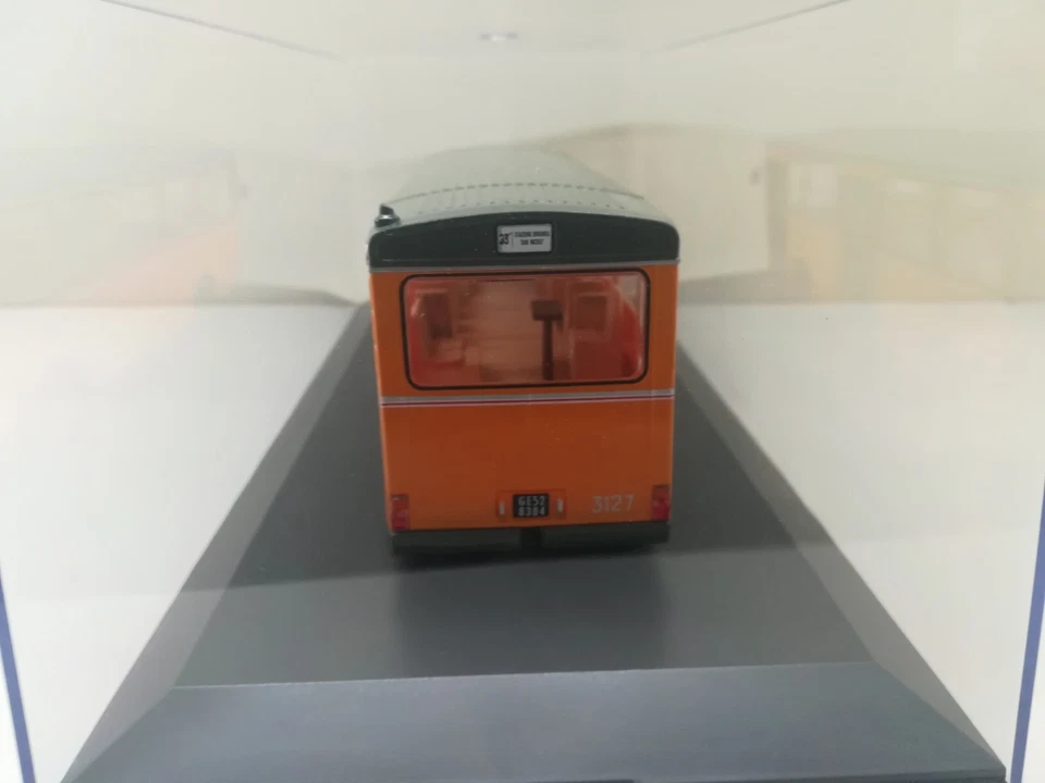 FIAT autobus 418AC Cameri - 1972 - Ixo Hachette 1:43 - Immagine 4 di 4