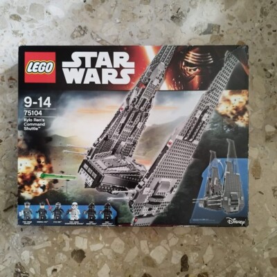 STAR WARS LEGO  SET 75104 Kylo Ren's Command Shuttle