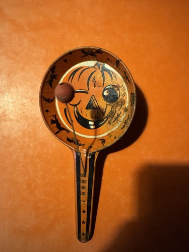 Vintage Kirchhof Halloween Pumpkin Tin Litho Paddle Noisemaker Rattle USA