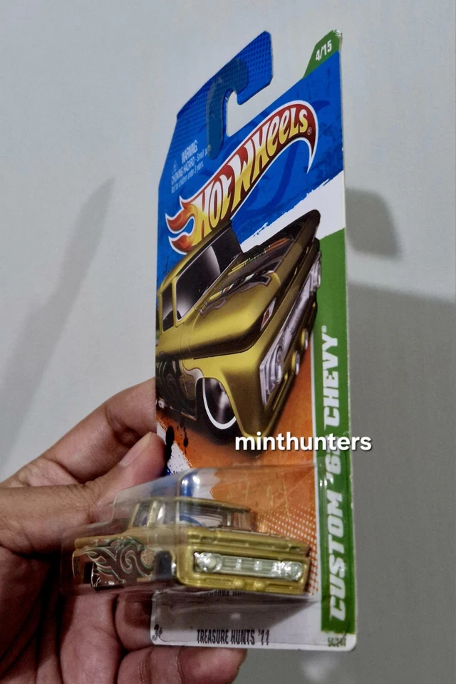 Hot Wheels 2011 Treasure Hunt Custom 62 Chevy juego de 2 cartas cortas y largas leer Foto 3 de 4