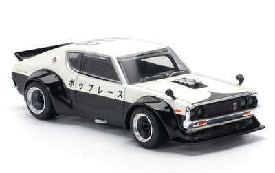 NISSAN Skyline GT-R V8 Drift - Kenmeri  - NPA White / black - Pop Race 1:64