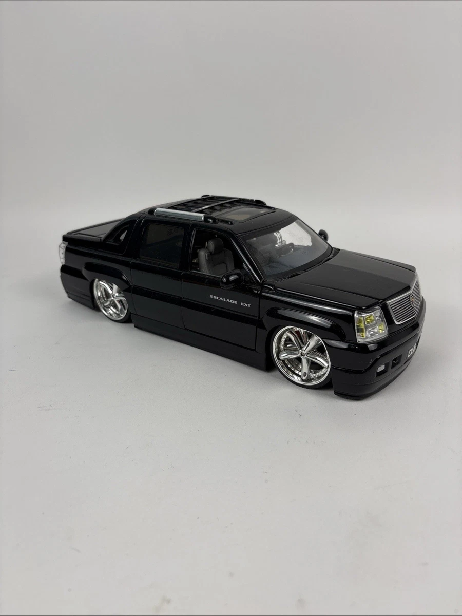 Jada Toys Cadillac 1:18 Scale Diecast & Toy Vehicles for sale | eBay