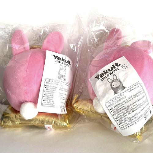 hello kitty daruma plush