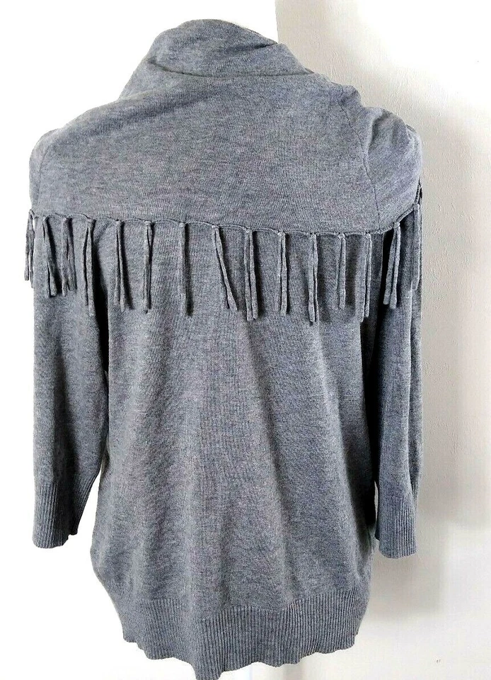 Suéter Kim Rogers Capucha Cuello Con Borlas Flecos Manga 3/4 Pequeño Grande Gris Rayón Foto 3 de 4