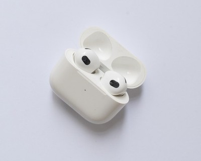 Apple AirPods 3. Generation A2566 inklusive Ladecase und OVP