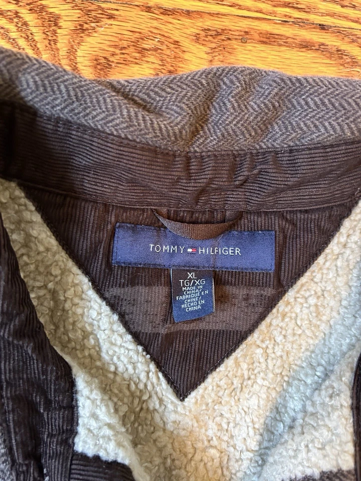 Tommy Hilfiger Men's Fleece Lined Button Up Shacket Brown Size XL Long Sleeve - Image 2 of 4