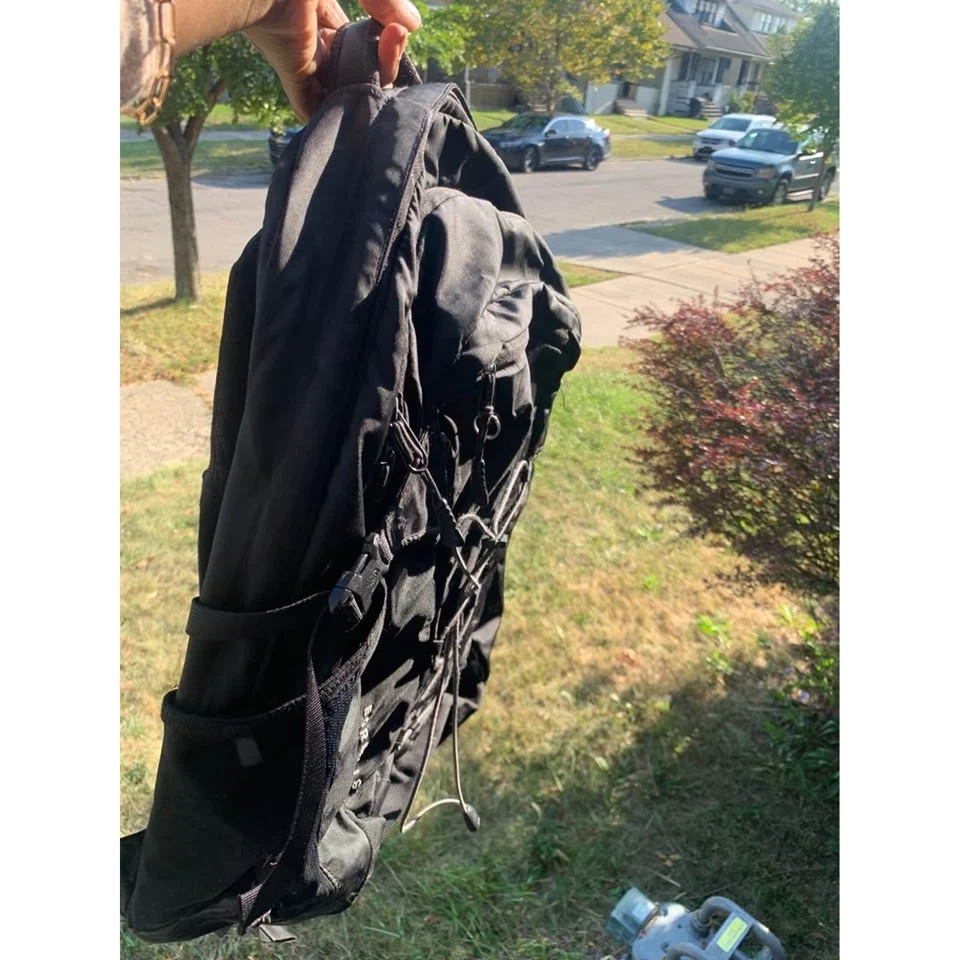 North face Borealis Backpack Damage Hole - Image 3 of 3