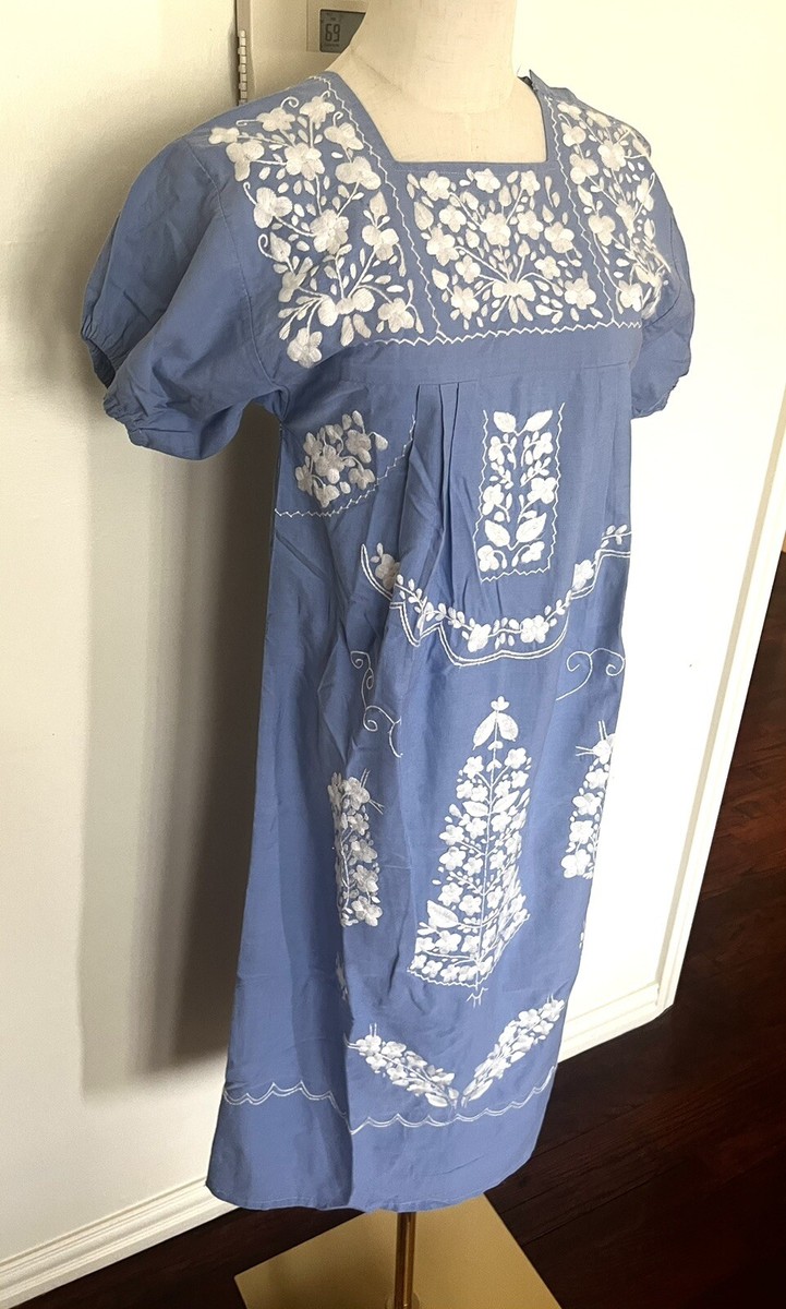 ROPA TIPICA Y BORDADOS Blue Floral Embroidered Mexican-Made MuuMuu Midi Dress S | eBay ROPA TIPICA Y BORDADOS Blue Floral Embroidered Mexican-Made MuuMuu Midi Dress S | eBay