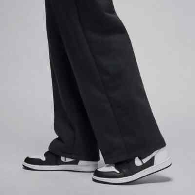 $150 NEW Nike Air Jordan Pants Men's Black Jogger FZ2134-045 Small