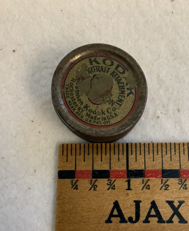 Kodak No.8 Portrait Attachment Lens in Original Tin & Instructions