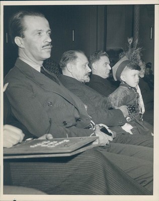 1940 Press Child Young Boy Hat Men Suits Ties Photo