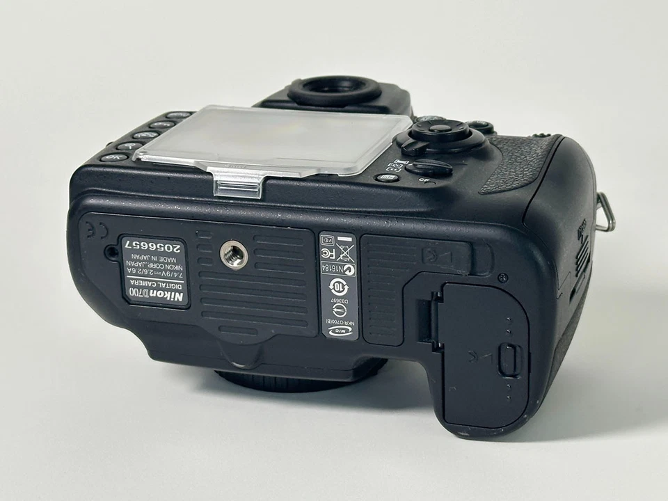 Nikon D700, photo 4 of 5
