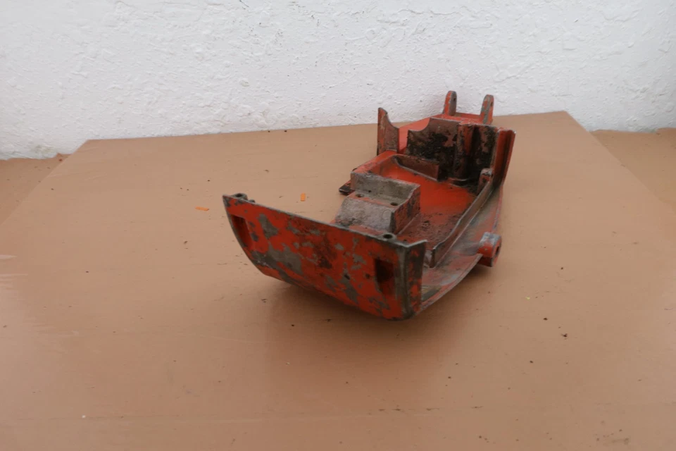 Motosierra Craftsman 917.353731 OEM placa inferior 3660J Foto 4 de 4