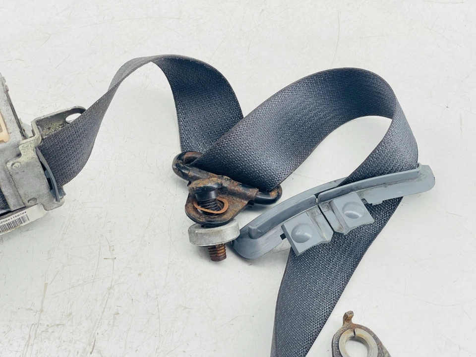 Pontiac Solstice 2006-2009 retractor de cinturón de seguridad delantero izquierdo del lado del conductor OEM Foto 4 de 4