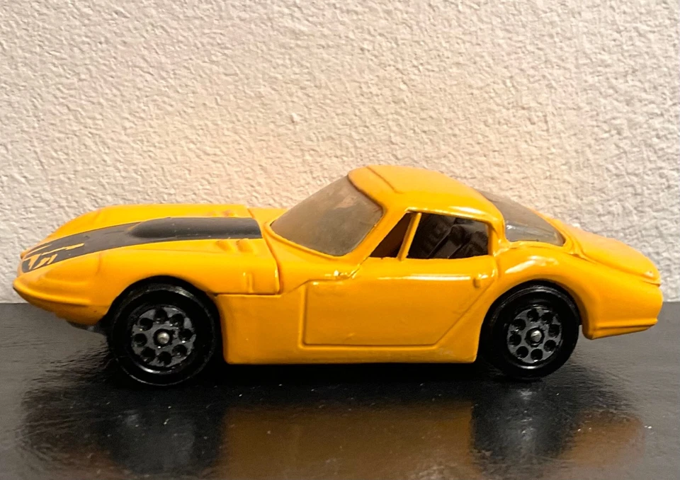 Corgi Toys 1970 Gran Bretaña WHIZZWHEELS #372 MARCOS 3 LITROS coupé en caja amarilla Foto 3 de 4