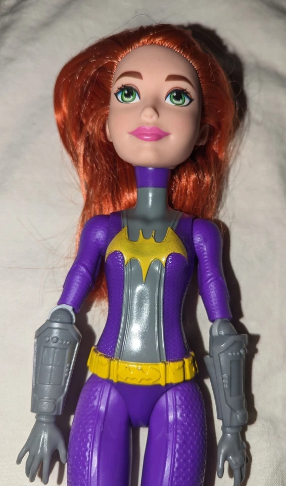 Figura de acción muñeca Batgirl de acción de entrenamiento DC Super Hero Girls 12"  Foto 3 de 3