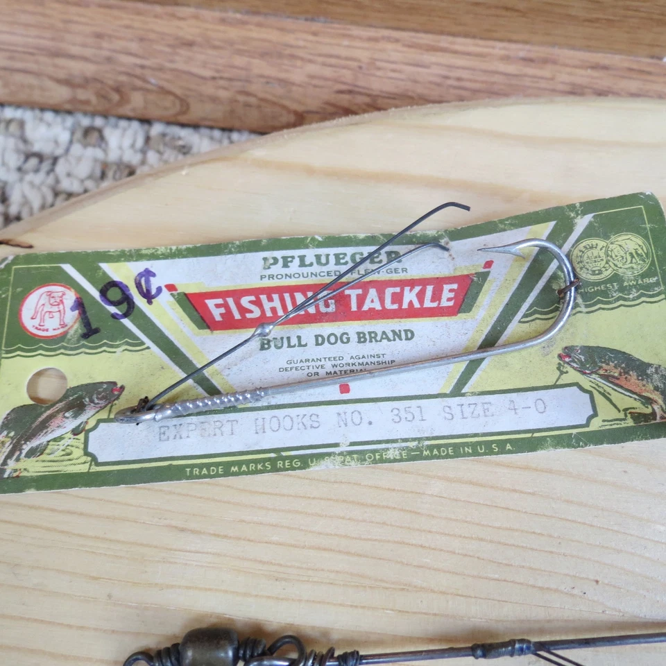 Pflueger fishing lure hook and more (lot#3768) - Image 2 of 4