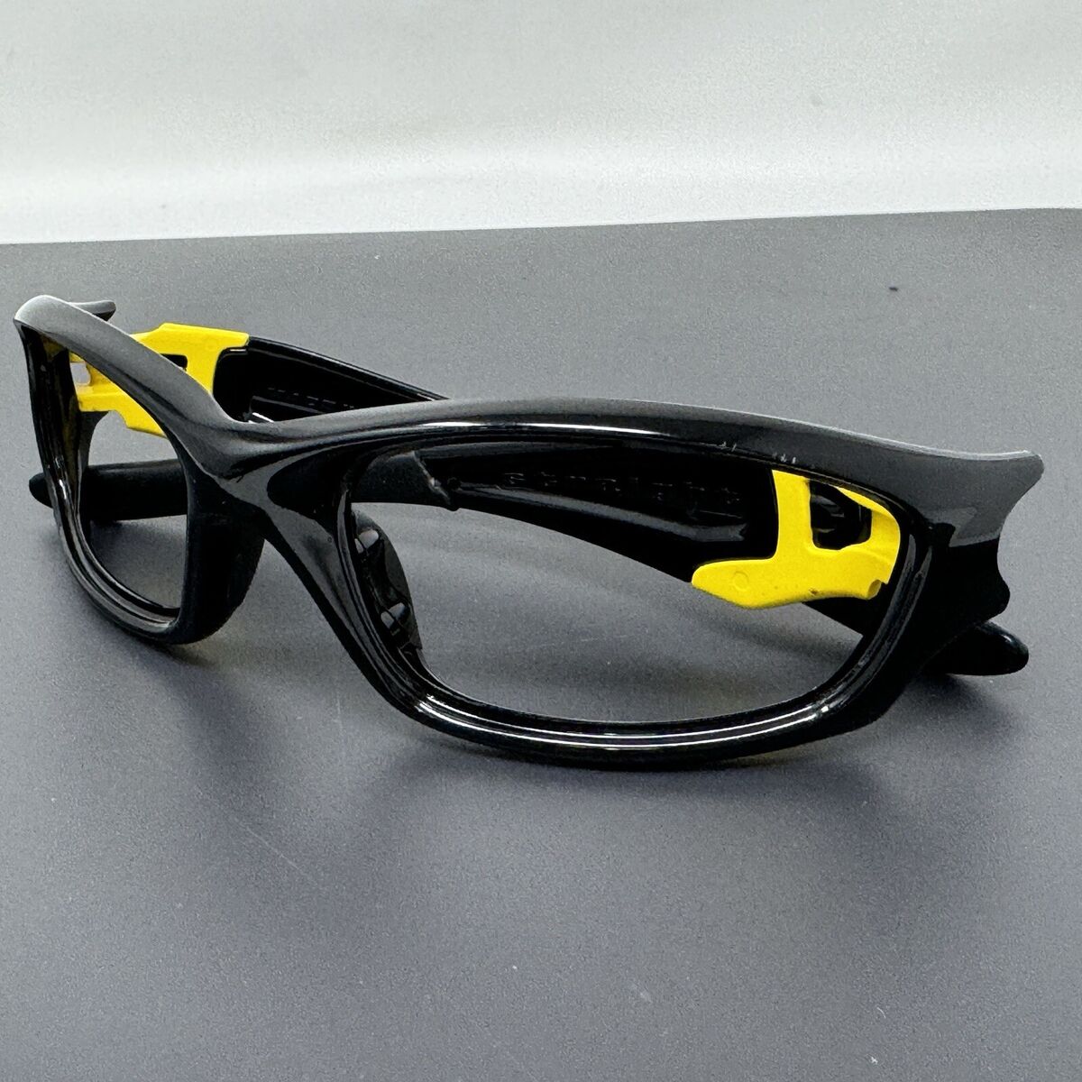 Oakley 12-792 Straight Jacket II Livestrong Sunglasses Frame Oakley 12-792 Straight Jacket II Livestrong Sunglasses Frame