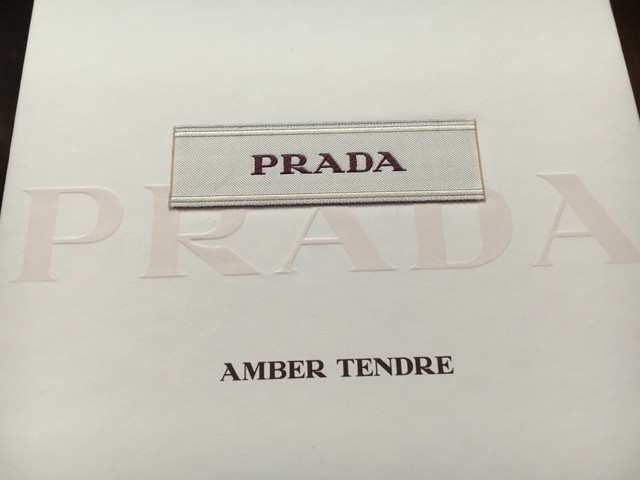 prada tendre gift set