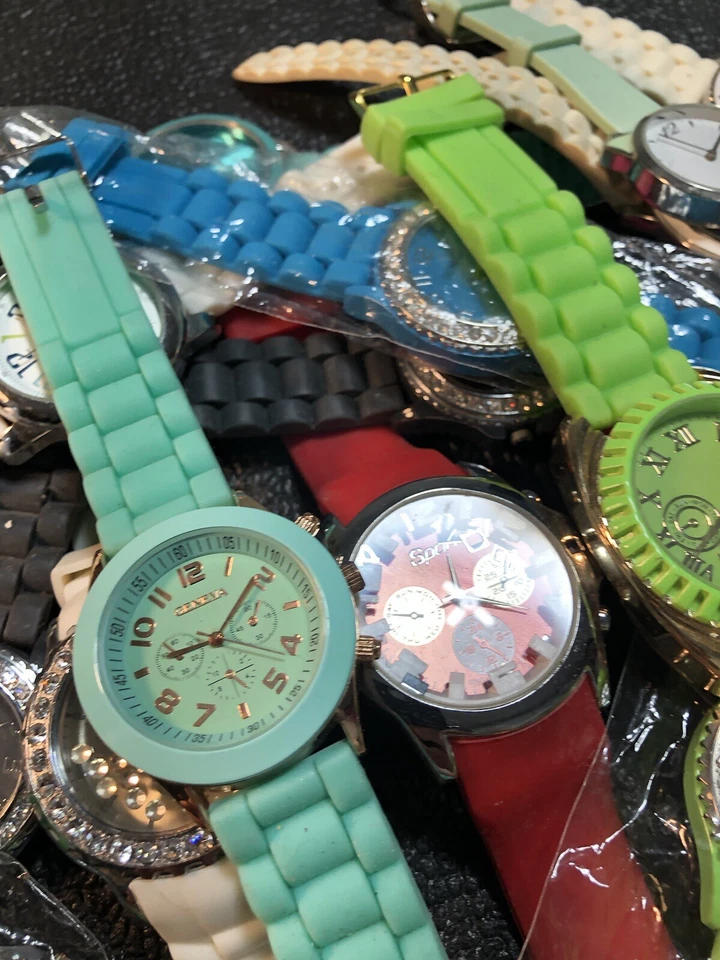 Women’s Colorful Silicone Band Watch Lot Some Unopened Blue,Pink,White,Green,Red - Image 4 of 4