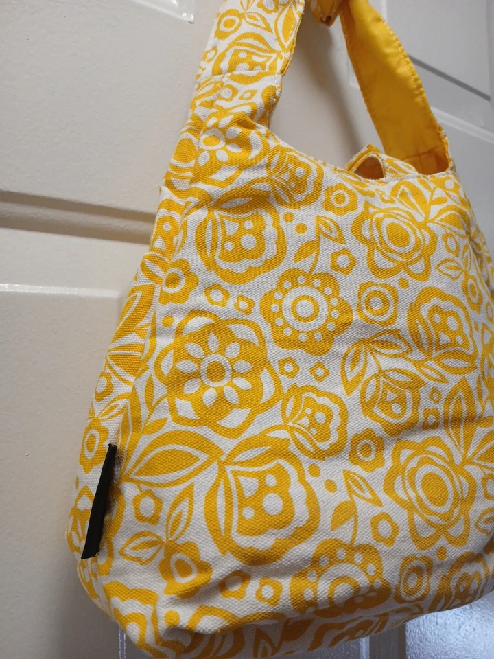 Joe 拳击钱包小号黄色和白色花卉手提包口袋簿 — 第 2/4 张图片