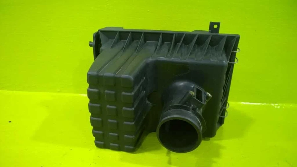 08 MERCURY MARINER 2.3L AIR CLEANER BOX OEM 3022-29 - Image 2 of 3