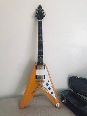 Epiphone '58-reissue Korina Flying V (2007) w/ original hardshell case