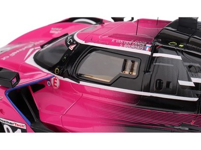 CADILLAC V-SERIES.R #01 WINNER 