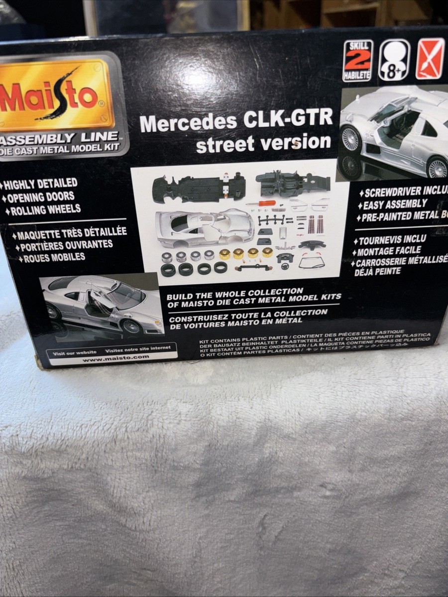 MAISTO 31504 MERCEDES-BENZ CLK GTR Argent 1/43 Voiture Miniature EUR 9
