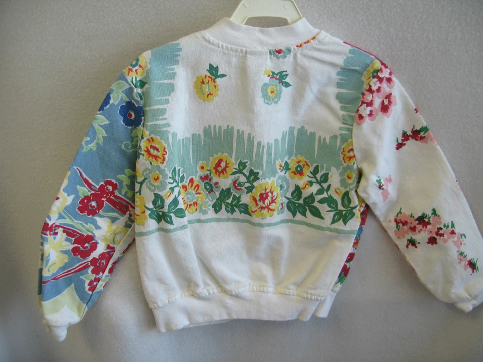 ¡SÚPER LINDO! Chaqueta Floral Azul Luna Niñas Vintage Patrón 4T Niños Ropa ¡NUEVA!! Foto 2 de 2