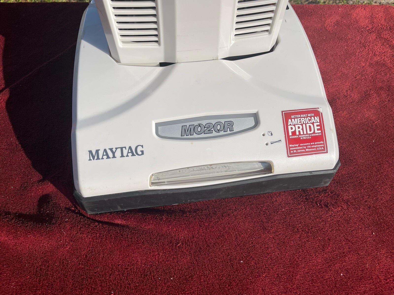 Maytag Upright Vacuum Cleaner Model M1200. GREAT CONDITION. eBay