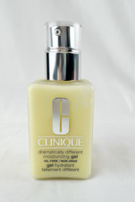 Clinique Dramatically Different Moisturizing Gel with Pump 4.2 oz/125 ml