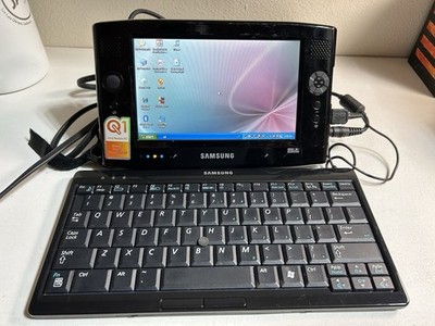 Samsung NP-Q1 UMPC Handheld Computer Windows XP Tablet W/ Accessories Untested ￼