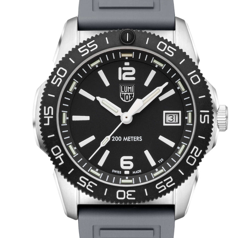 Luminox Pacific Diver Sapphire Black Dial Date Men's Diver Watch