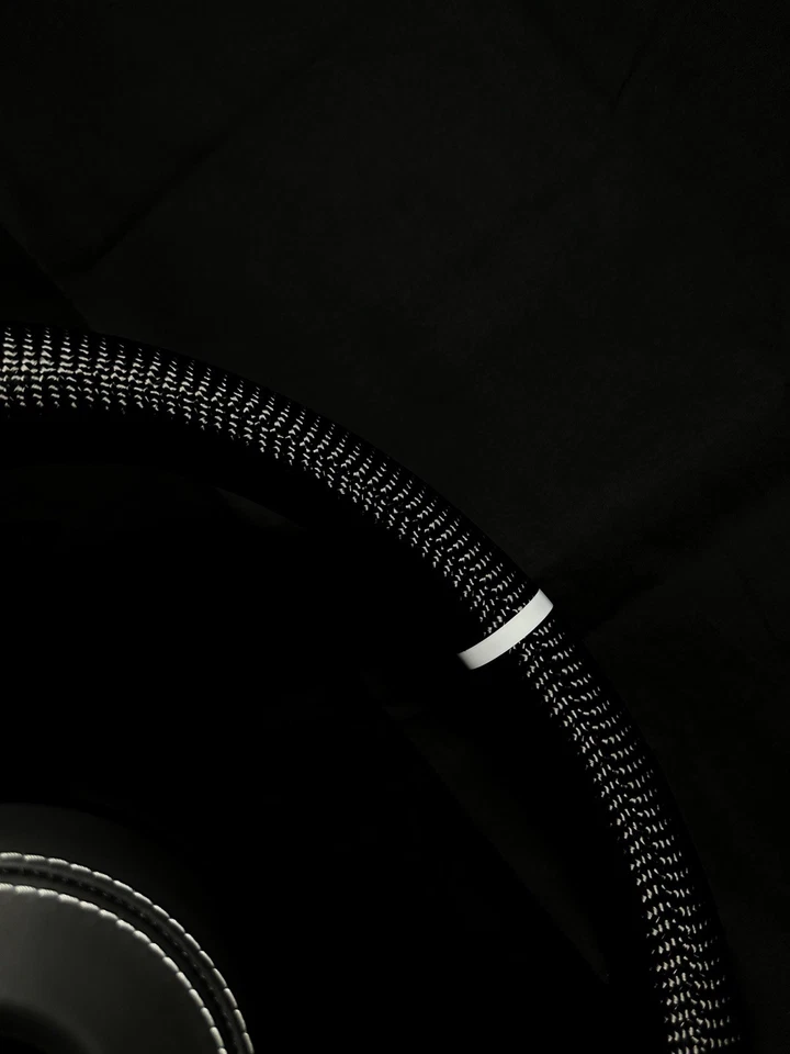 Mercedes AMG Carbon Lenkrad NEU - weiße Akzente - ohne Codieren - Bild 3 von 4