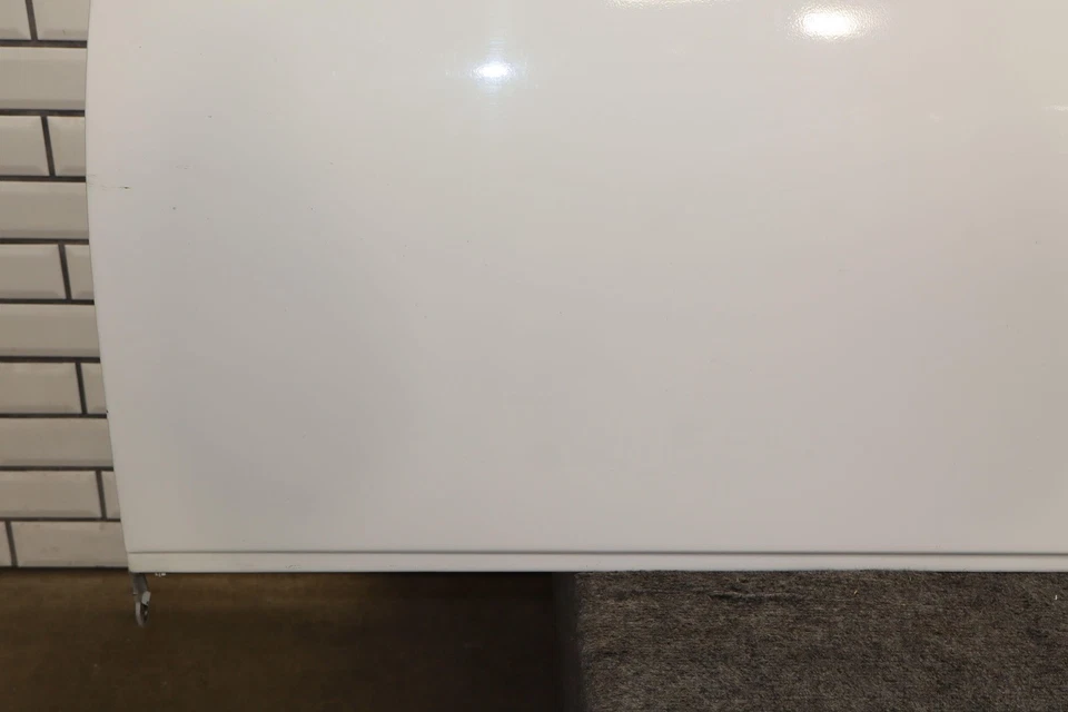 88-98 Chevy C/K Truck GMT400 OEM Tailgate (White Respray) Rust Free - Изображение 3 из 4