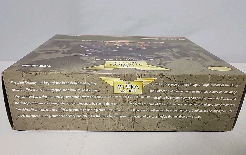 Corgi Flight Line B-25 Mitchell PBJ-1J Marines 1/72 Model Diecast US35307 - Image 4 of 4