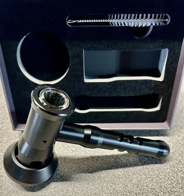 NWT Agamemnon Smoking Pipe Bubbler: Glass Hammer Black High Quality! NEW IN BOX!