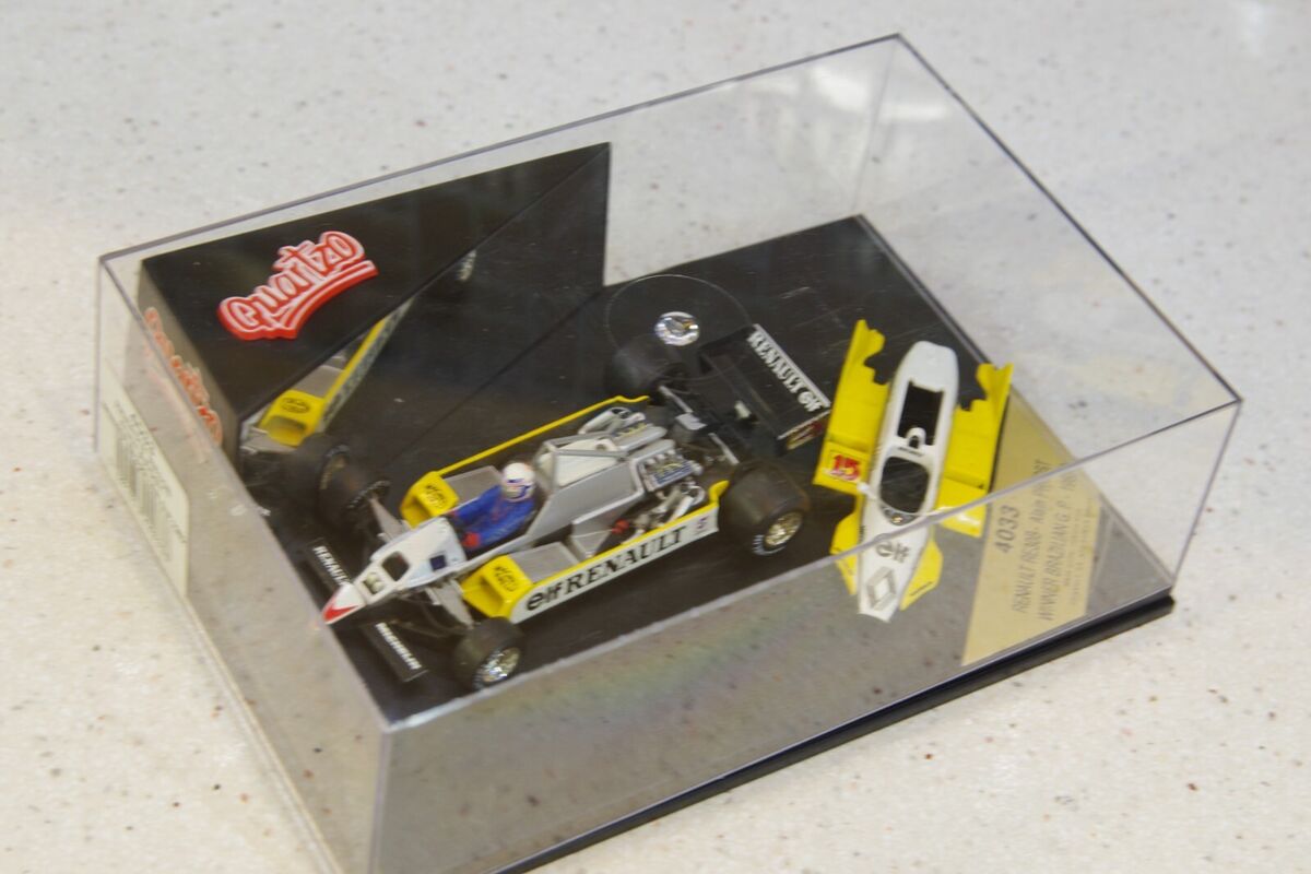 1/43 Quartzo F1 1982 Renault RE30B #15 Brazil Winner Alain 1/43 Quartzo F1 1982 Renault RE30B #15 Brazil Winner Alain