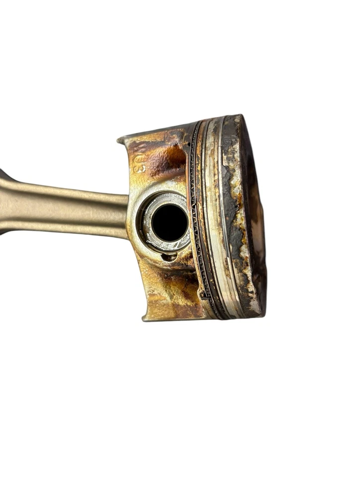 Porsche Macan 95B 2017-2018 2,0 L pistón motor 4 cilindros en línea con biela Foto 4 de 4