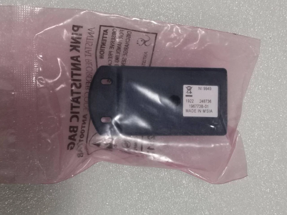 *NUOVO*National Instruments NI 9949 RJ-50 Adattatore terminale a vite, pezzo unico - Immagine 2 di 4