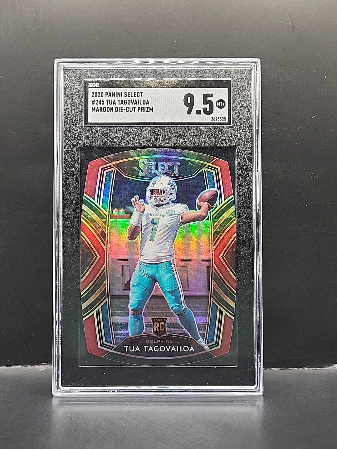 2020 Panini Select - Tua Tagovailoa #245 RC Maroon Die-Cut Prizm SGC 9.5 Mint+