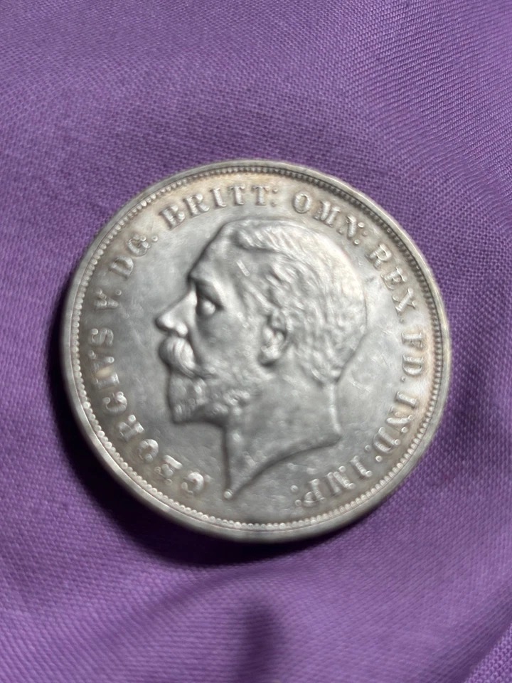 Moeda de prata 1935 coroa da Grã-Bretanha não certificada - Imagem 2 de 4