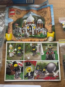 Lego 7418 Scorpion Palace w/Box, Manual + Cards, 13 pieces missing Excellent